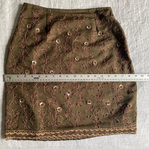 Vintage Y2K Express olive green beaded silk mini skirt Size S - Picture 10 of 15